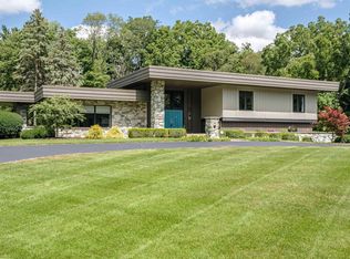 5536 Windflower Rd, Rockford, IL 61107