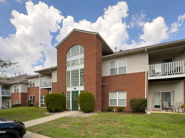 9417 Magnolia Ridge Dr Unit 101, Louisville, KY 40291