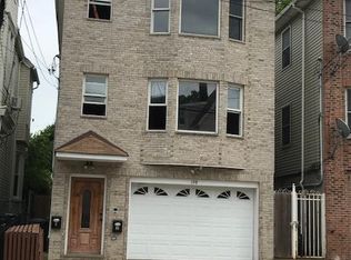 198 Arlington Ave #1, Jersey City, NJ 07305