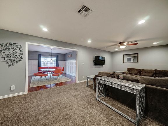 5th image of 8307 E Meadowbrook Ave