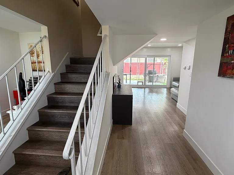 20558 Julliard Dr — Photo 8
