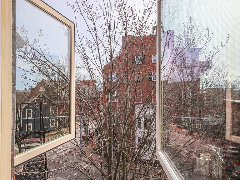 139 Spring St #3 — Photo 36
