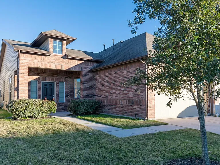 9714 Cira Ct — Photo 3
