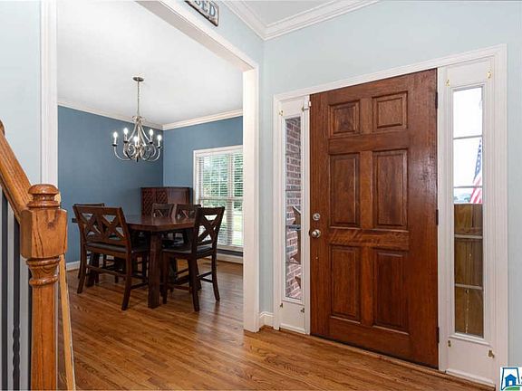 3rd image of 810 Courtnie Cir