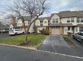 301 Pegasus Rd, Piscataway, NJ 08854