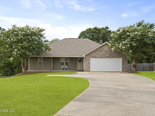 12 Mercer Dr, Petal, MS 39465