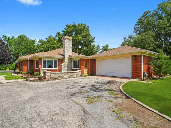 2N101 Glen Ellyn Rd, Glendale Heights, IL 60139