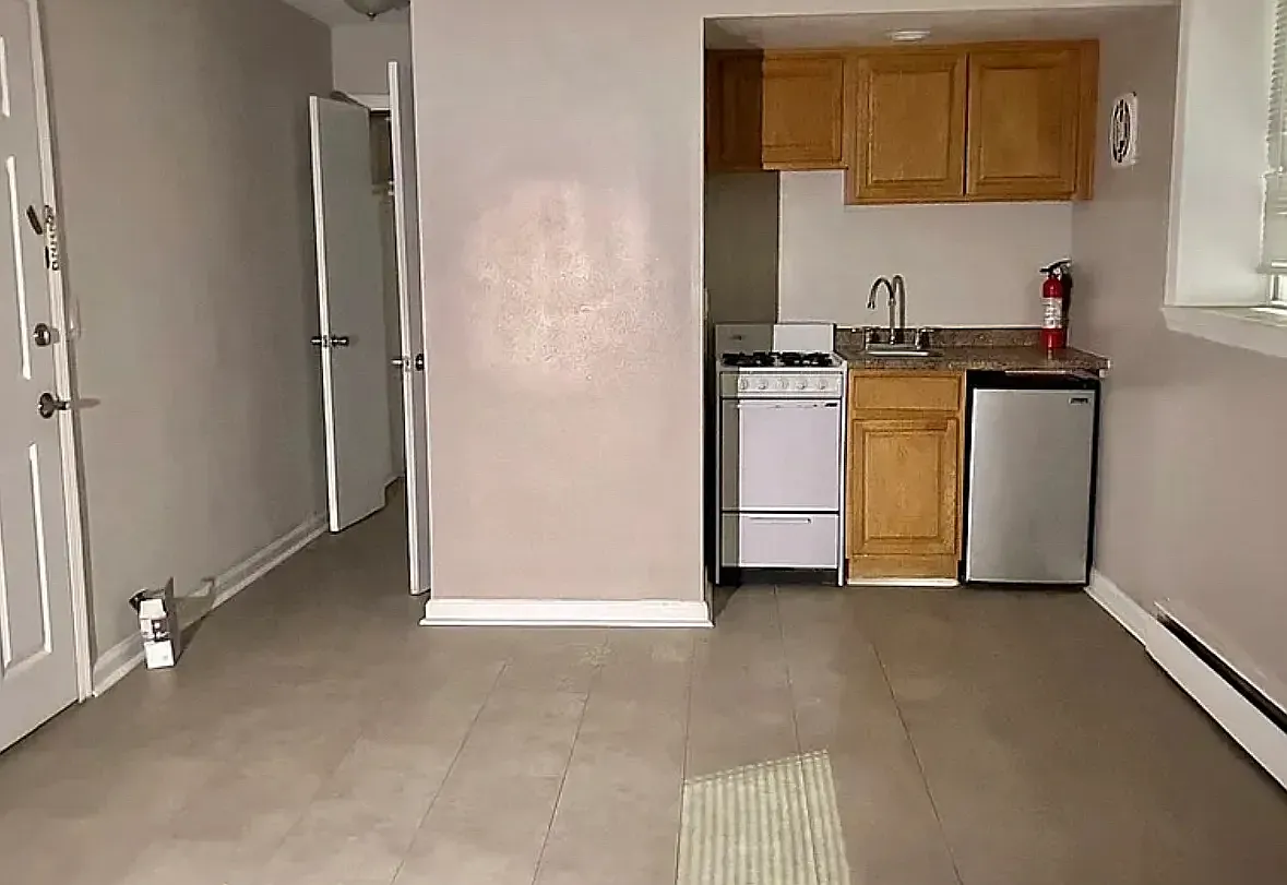 Studio, 550 sqft, $1,449 — Photo 1