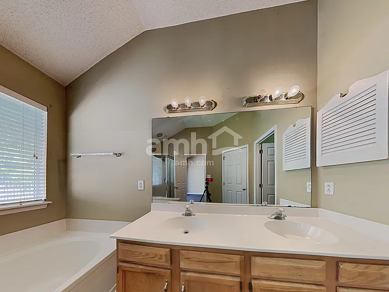 3525 Frostmoor Pl — Photo 14