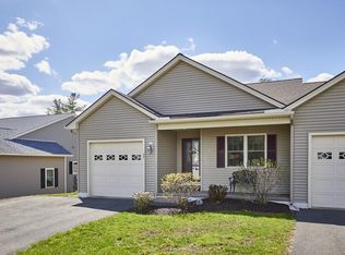 25 Silver Crest Ln #25, Greenfield, MA 01301