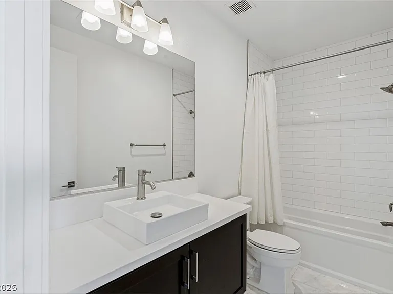 47 Pristine Glen St — Photo 55