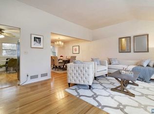 279 Merritt Dr, Oradell, NJ 07649