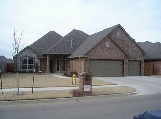 11305 Millbrook Ln, Oklahoma City, OK 73162