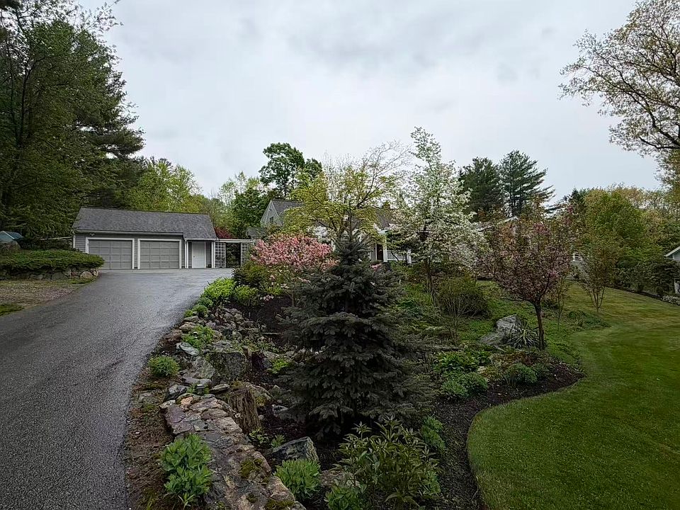 1st image of 39 Kings Grant Rd