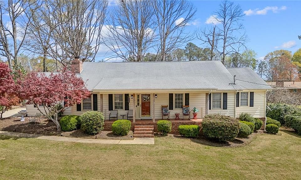 1st image of 112 W Allison Cir