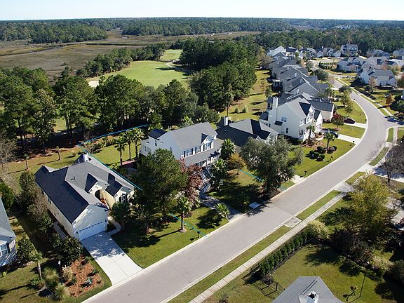 3rd image of 1501 Oakhurst Dr