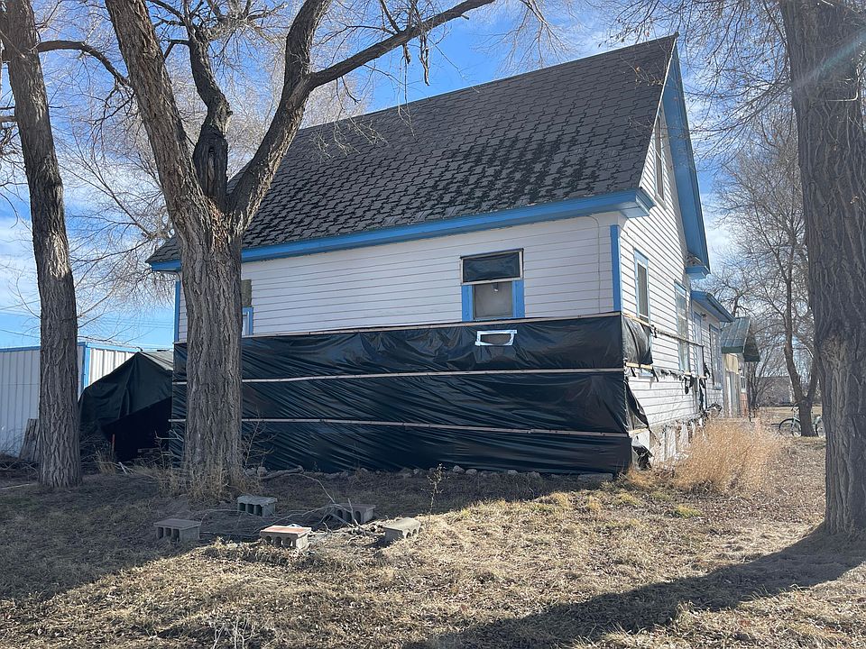 222 8th Ave E, Mobridge, SD 57601 Zillow
