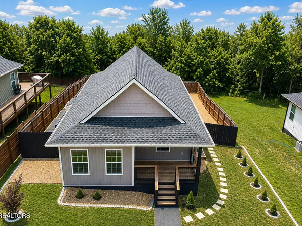 2342 Scenic Mountain Dr, Sevierville, TN 37876