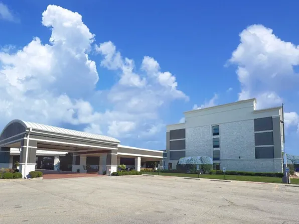 6175 W Grand Ave, Gurnee, IL