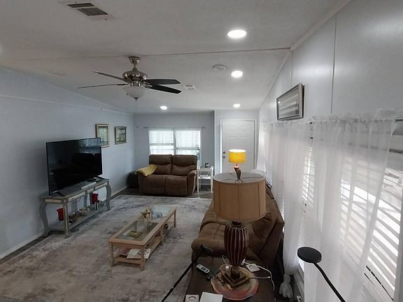 4th image of 15886 Sandy Point Dr #327