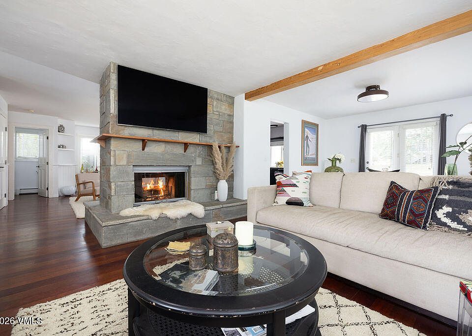 1st image of 460 Rawhide Rd #B