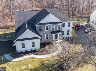401 Partridgeberry Ln, Chester Springs, PA 19425