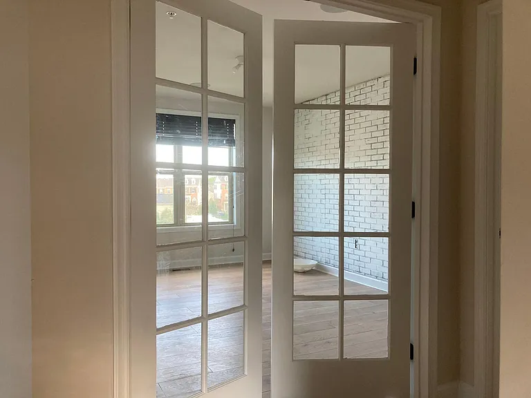 Bedroom 1 / Study