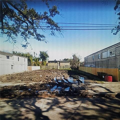 1st image of 2615 Washington Ave
