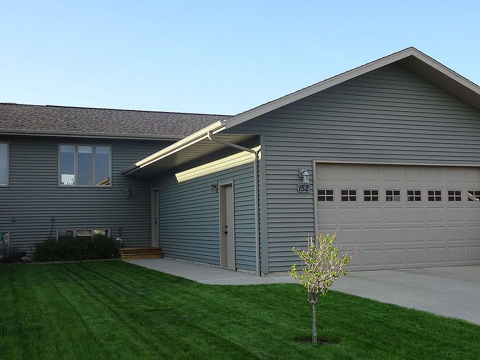 1st image of 152 Burke Dr