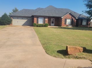 6877 Springer Run, Edmond, OK 73003