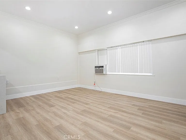 14319 Tiara St #2 — Photo 3