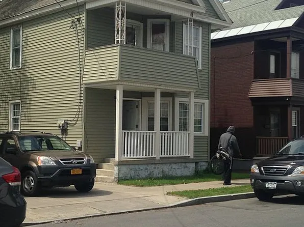 1016 Strong St, Schenectady, NY 12307
