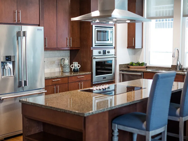 Wilshire Victoria Westwood Apartments — Photo 46