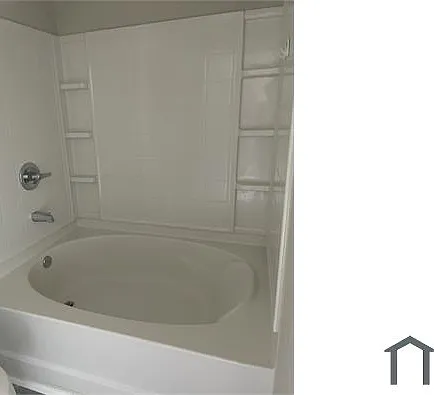 5202 Fairington Ridge Cir — Photo 9
