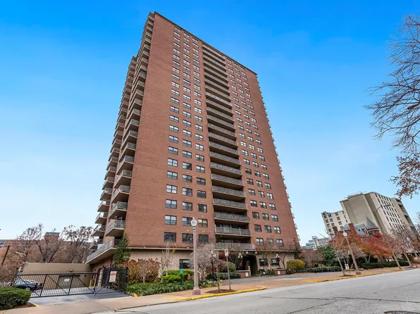 4466 W Pine Blvd APT 11D, Saint Louis, MO 63108