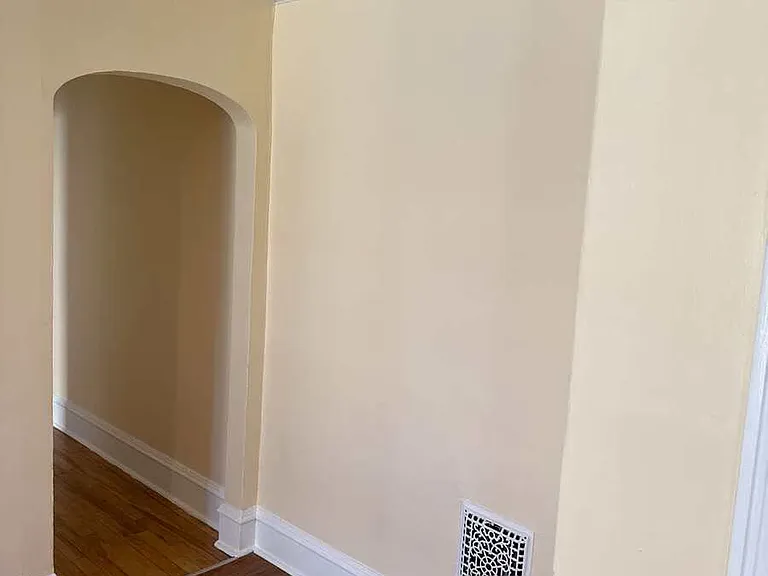 10 Isham St #2 — Photo 6