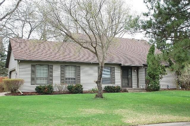 1st image of 2901 Marine Cir