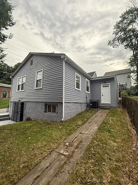 3 bed, 1194 sqft, $2,800 — Photo 4