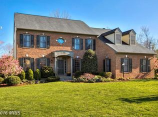 6327 River Downs Rd, Alexandria, VA 22312