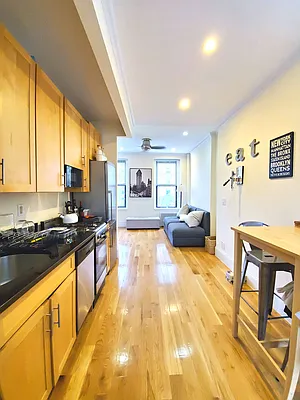 Rented by Compass | media 9