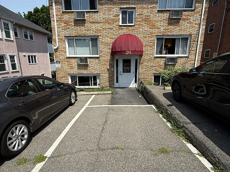 20 Coolidge Hill Rd #3 — Photo 11