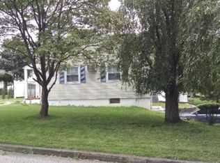 10 Cedar Ave, Pompton Lakes, NJ 07442