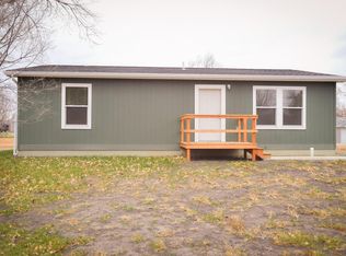 114 E 2nd Ave, Fort Pierre, SD 57532