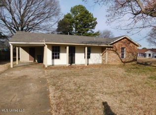 8695 Woodbine Dr, Southaven, MS 38671
