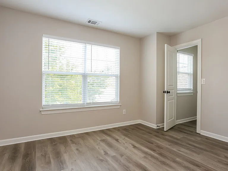 7756 Parkside Dr — Photo 13