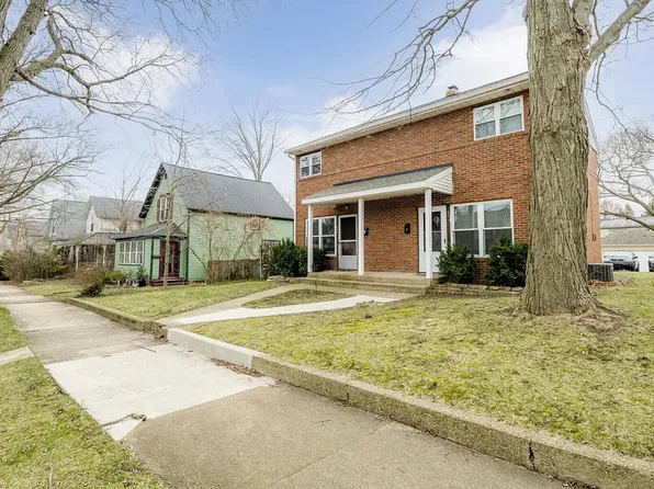 934 Michigan Ave, Saint Joseph, MI 49085