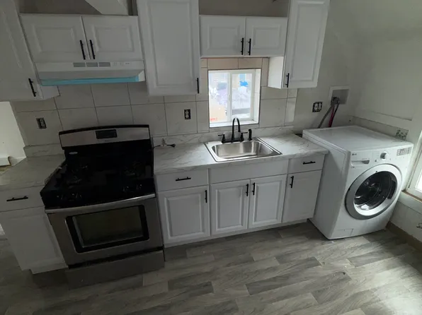 172 Dekalb Ave #2, Bridgeport, CT 06607