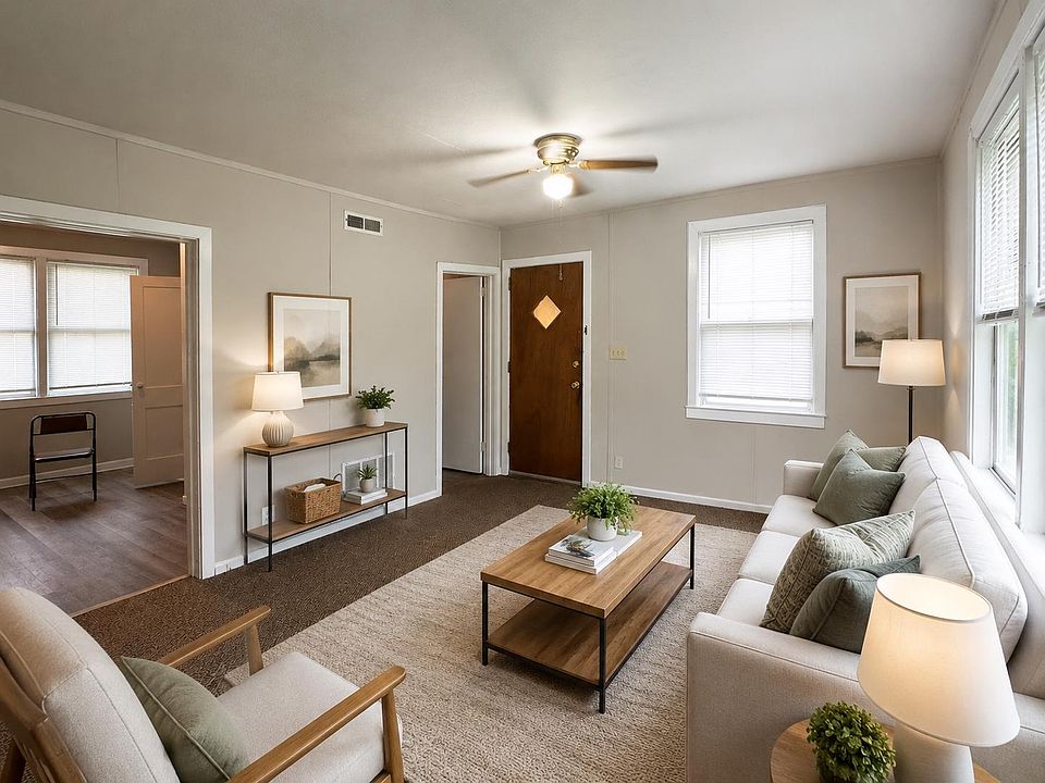 1st image of 410 Austin Ct