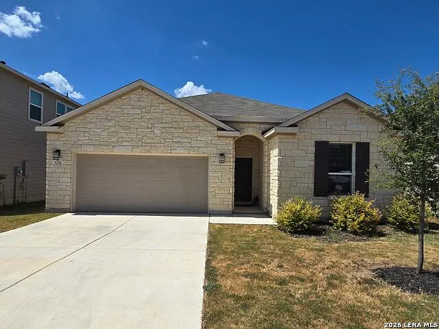 3 bed, 2.5 bath, 2003 sqft, $2,295 — Photo 1
