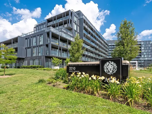 3210 Dakota Cmn, Burlington, ON